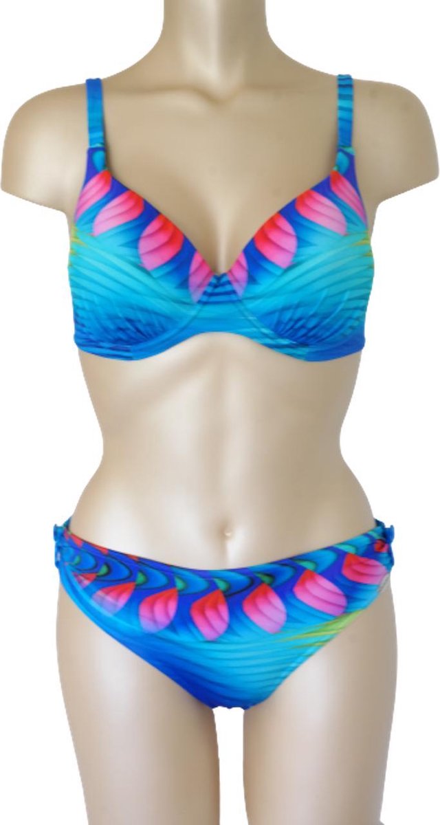 Sunflair - Burning Feather - Bikiniset Maat Top  38D + bijpassend broekje Mt 38
