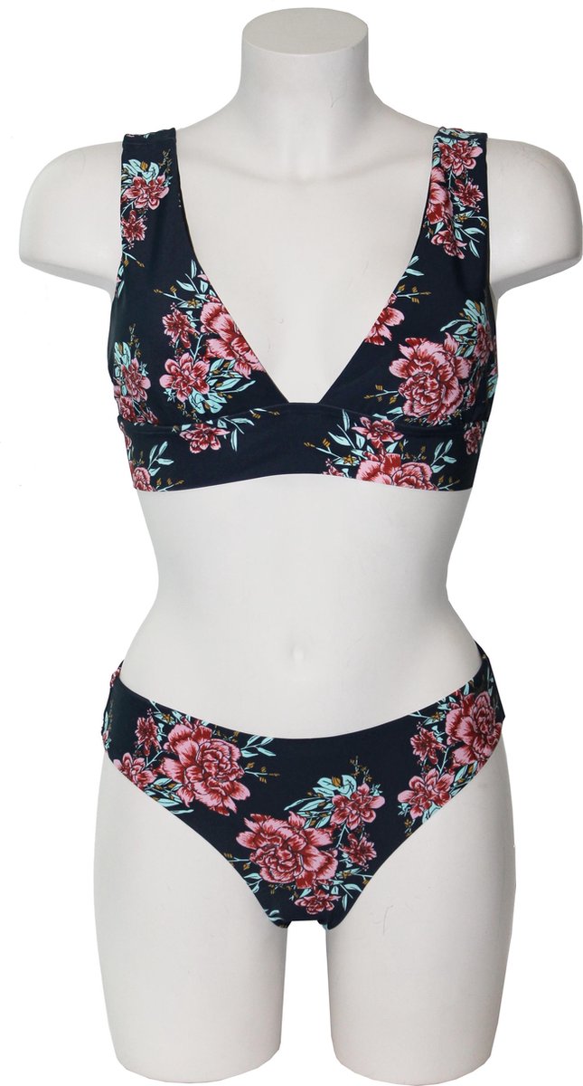 320.22 Flowers triangle bikini 38