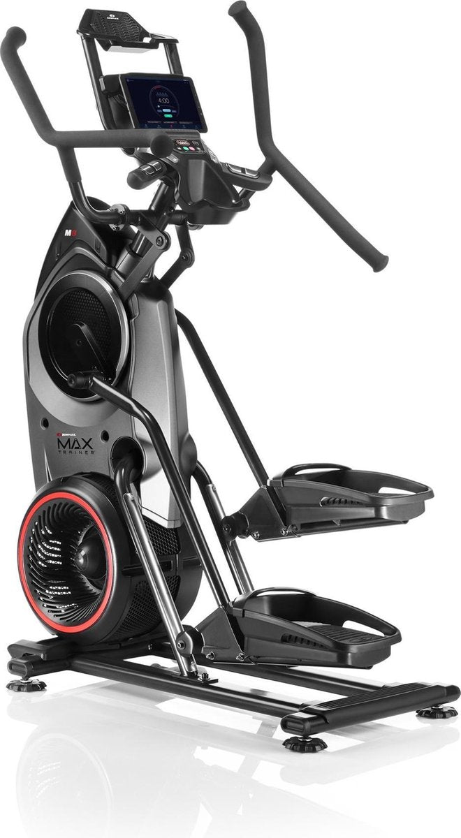 Max Trainer M8i