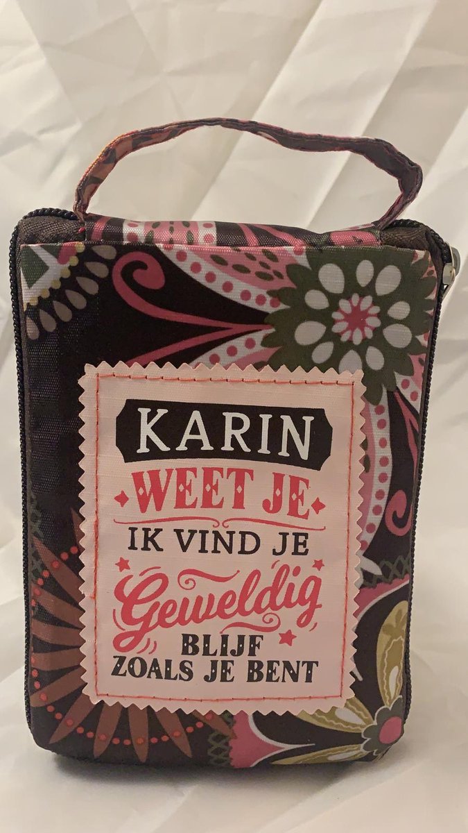 Shopper bag dames met leuke tekst KARIN WEET JE IK VIND JE GEWELDIG BLIJF ZOALS JE BENT winkeltasje Wordt geleverd in cellofaan met linten