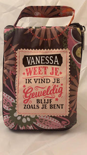 Shopper bag dames met leuke tekst VANESSA WEET JE IK VIND JE GEWELDIG BLIJF ZOALS JE BENT winkeltasje Wordt geleverd in cellofaan met linten