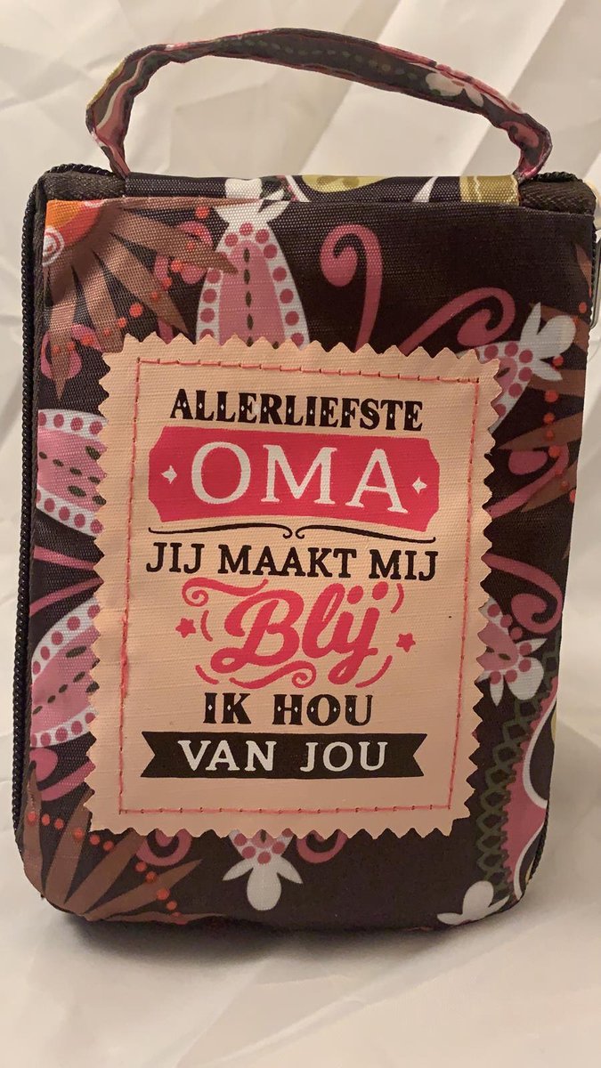 Shopper bag dames met leuke tekst ALLERLIEFSTE OMA JIJ MAAKT MIJ BLIJ IK HOU VAN JOU winkeltasje Wordt geleverd in cellofaan met linten
