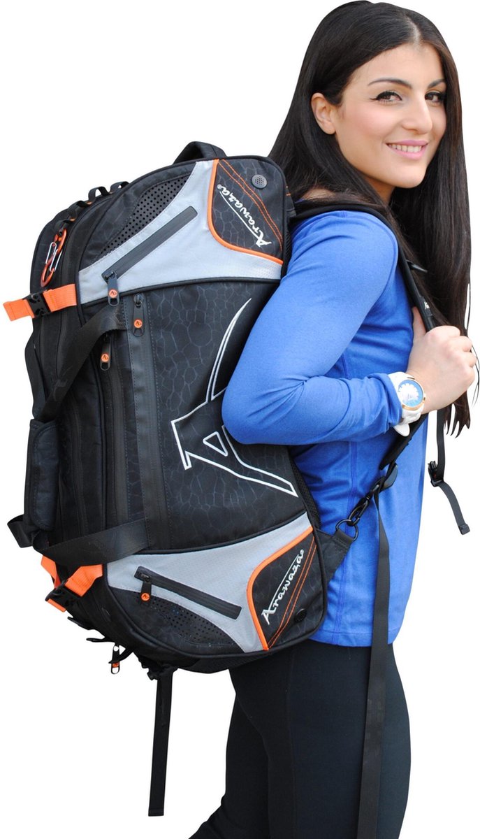 Multifunctionele sporttas & rugzak Arawaza | zwart-oranje - Product Kleur: Oranje / Product Maat: M