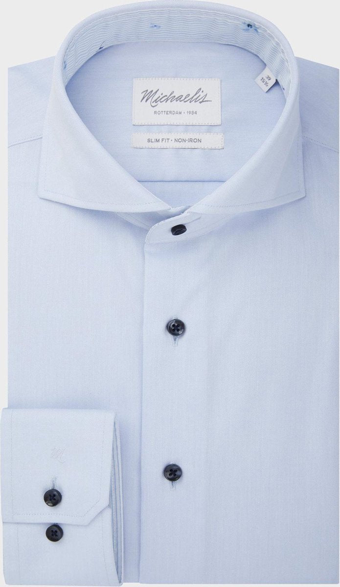 Lichtblauw Michaelis shirt met navy knoop-boordmaat: 42