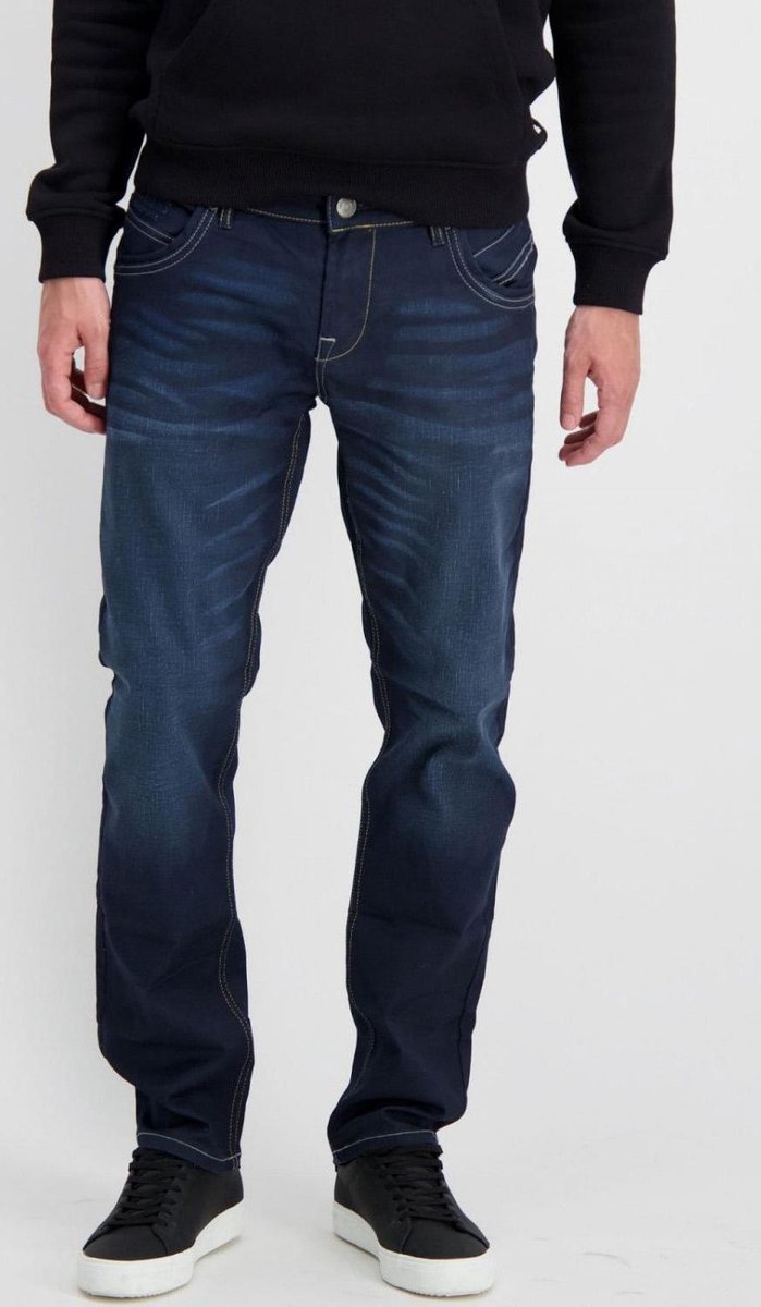 Henlow Regular 76738 40 Coated Dark Used