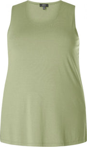 YESTA Alicia Top - Soft Olive - maat 5(58/60)