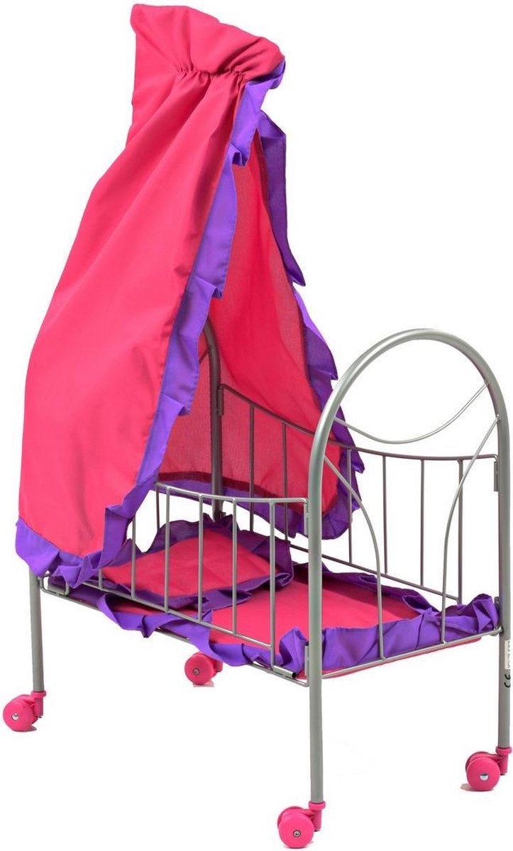 Poppen bed