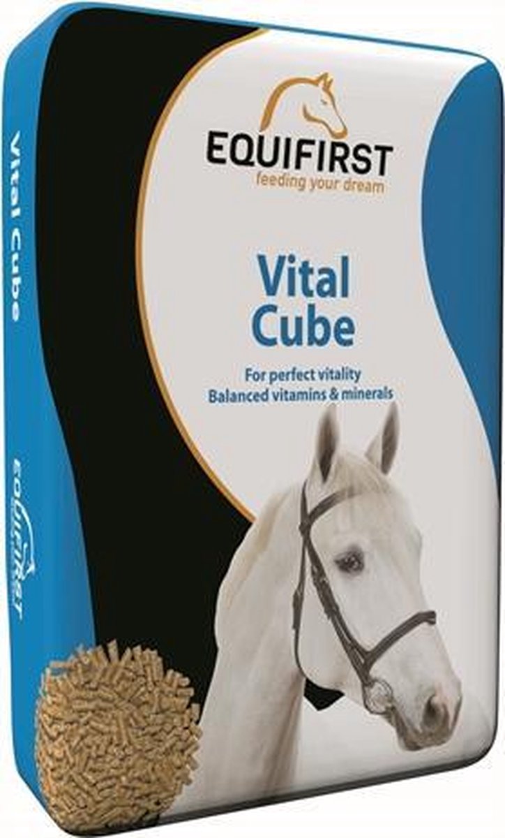 Equifirst vital cube - 20 kg - 1 stuks