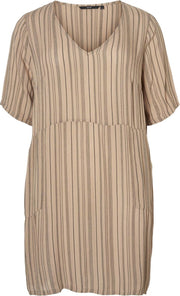 Jurk ZANNA Vero Moda curve