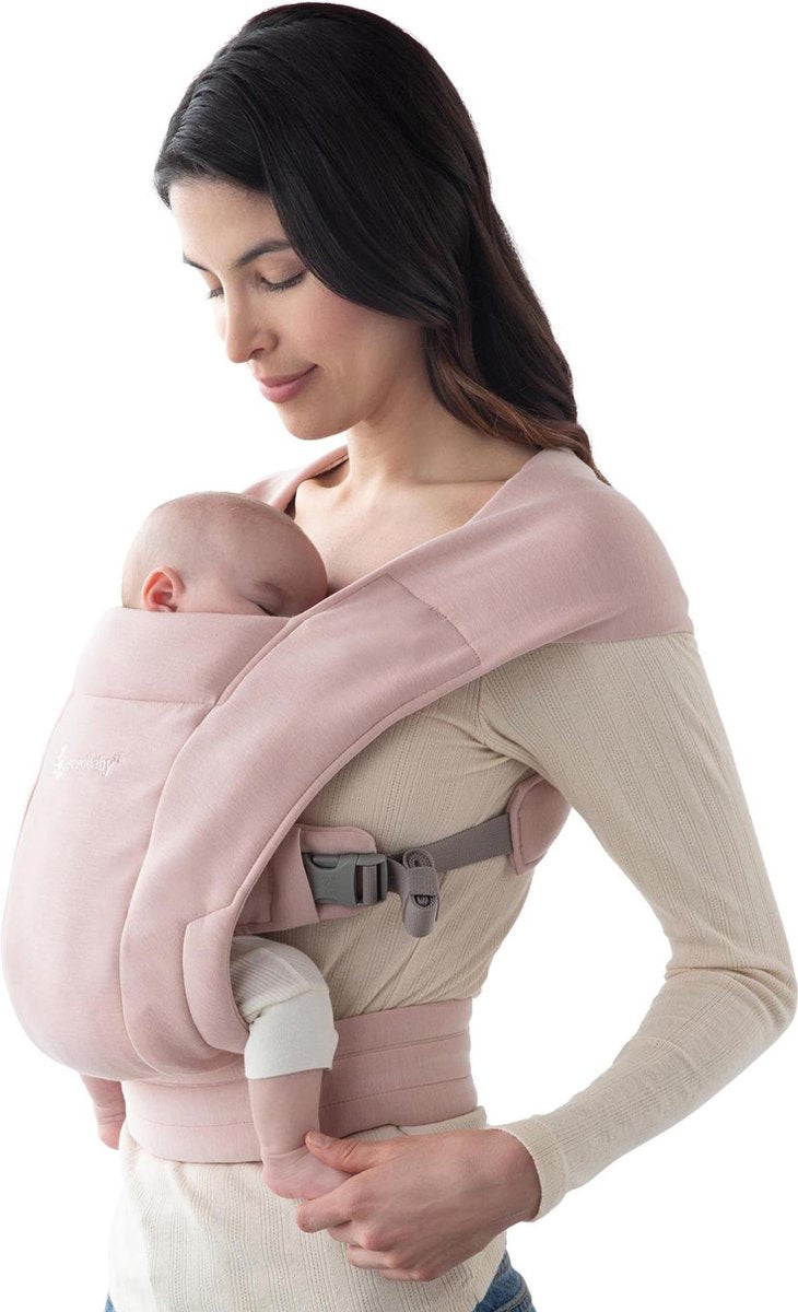 Ergobaby Baby Draagzak Embrace Blush Pink - ergonomische draagzak vanaf geboorte