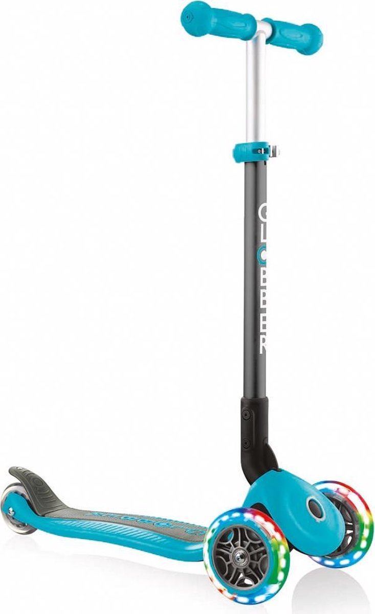 Step Globber kids: Primo Pastel turquoise met lichtgevende wielen