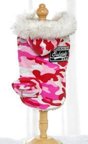 Bodywarmer camouflage in de kleur roze voor de hond