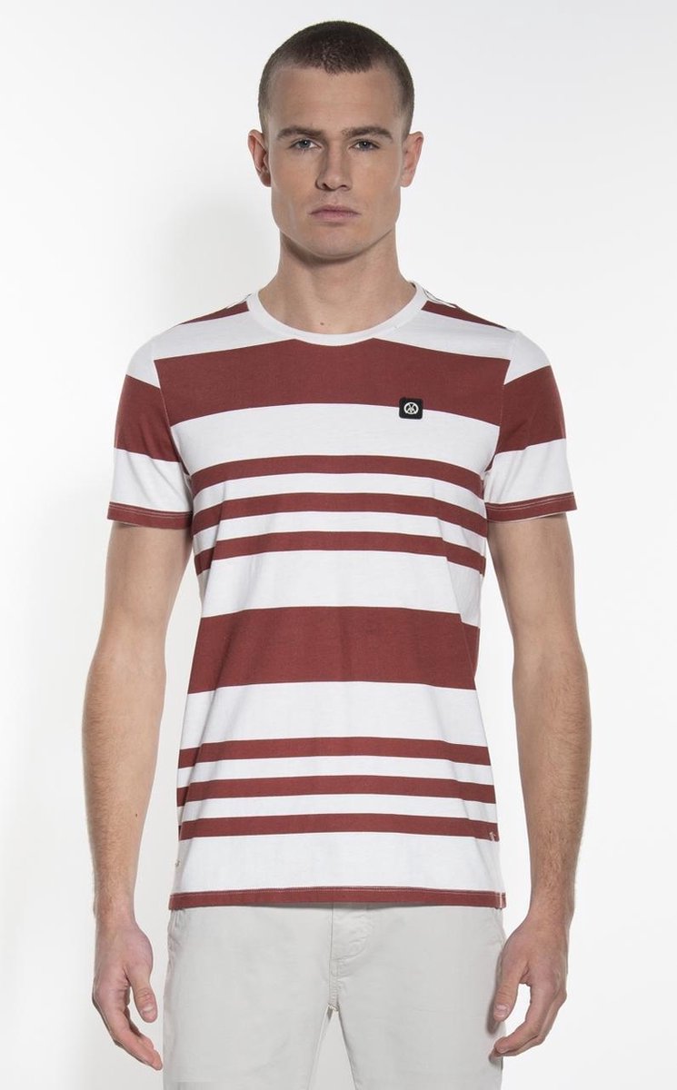 Victim T-shirt Heren korte mouw