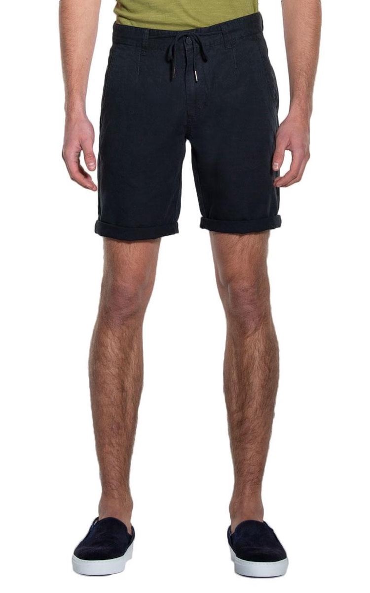 Victim Short Heren