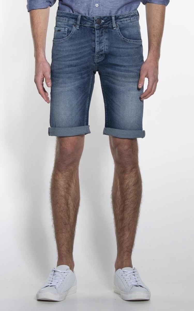 Victim Pablo Short Heren