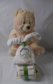 luiertaart /pampertaart brommer groot beer