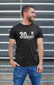30 JAAR T SHIRT | VERJAARDAG | twenty and Legendary | Kado Cadeau Tip | Voor Mannen en Vrouwen | Unisex | Maat XL