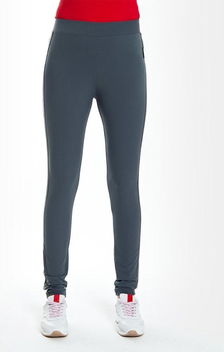 Le Faux Leather Tape Legging Travel - Tuniek van Je m'appelle - Travel Quality materiaal: Stretch