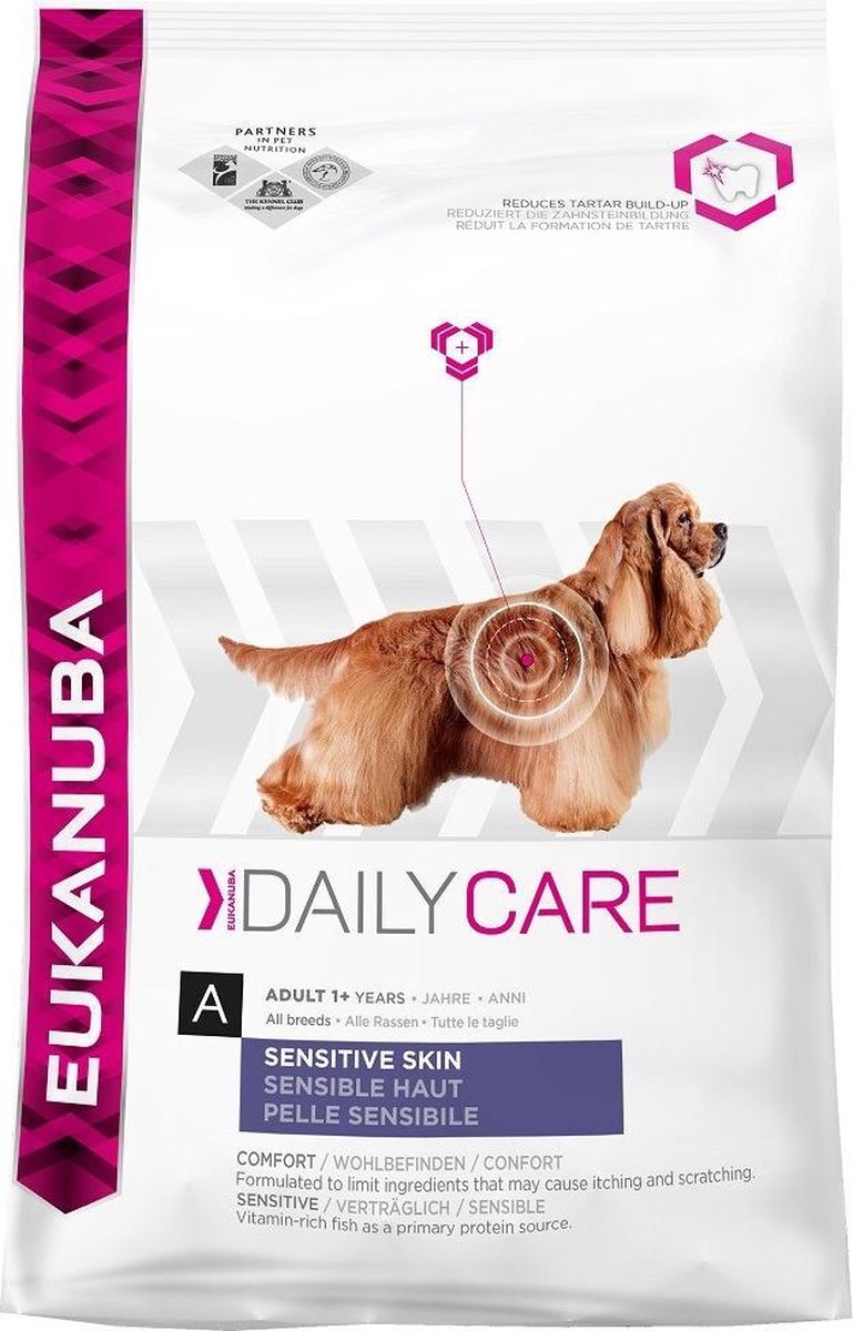 Eukanuba Dog Adult - Medium Breed - Daily Care Sensitive Skin - 3 * 2