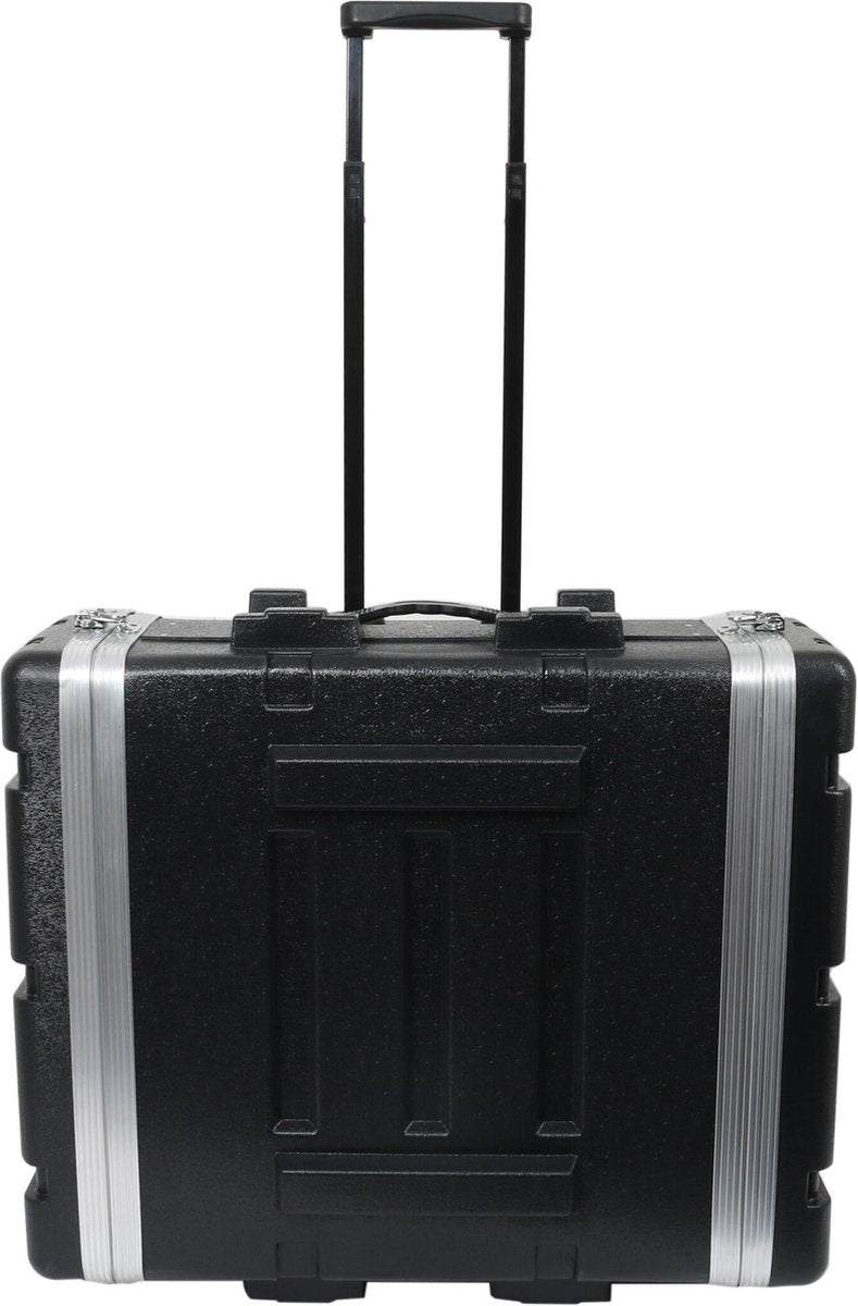 Deze 4U trolleyflightcase komt van pas als je 19 inch apparatuur dieper is dan een standaardformaat