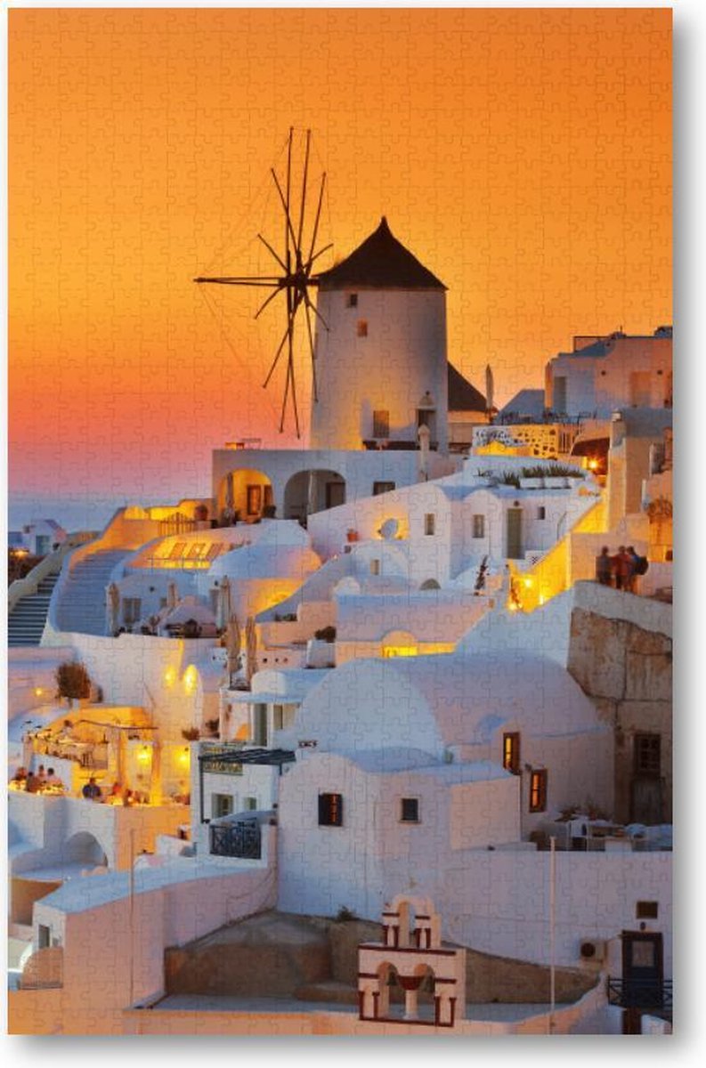 Oia bij zonsondergang
