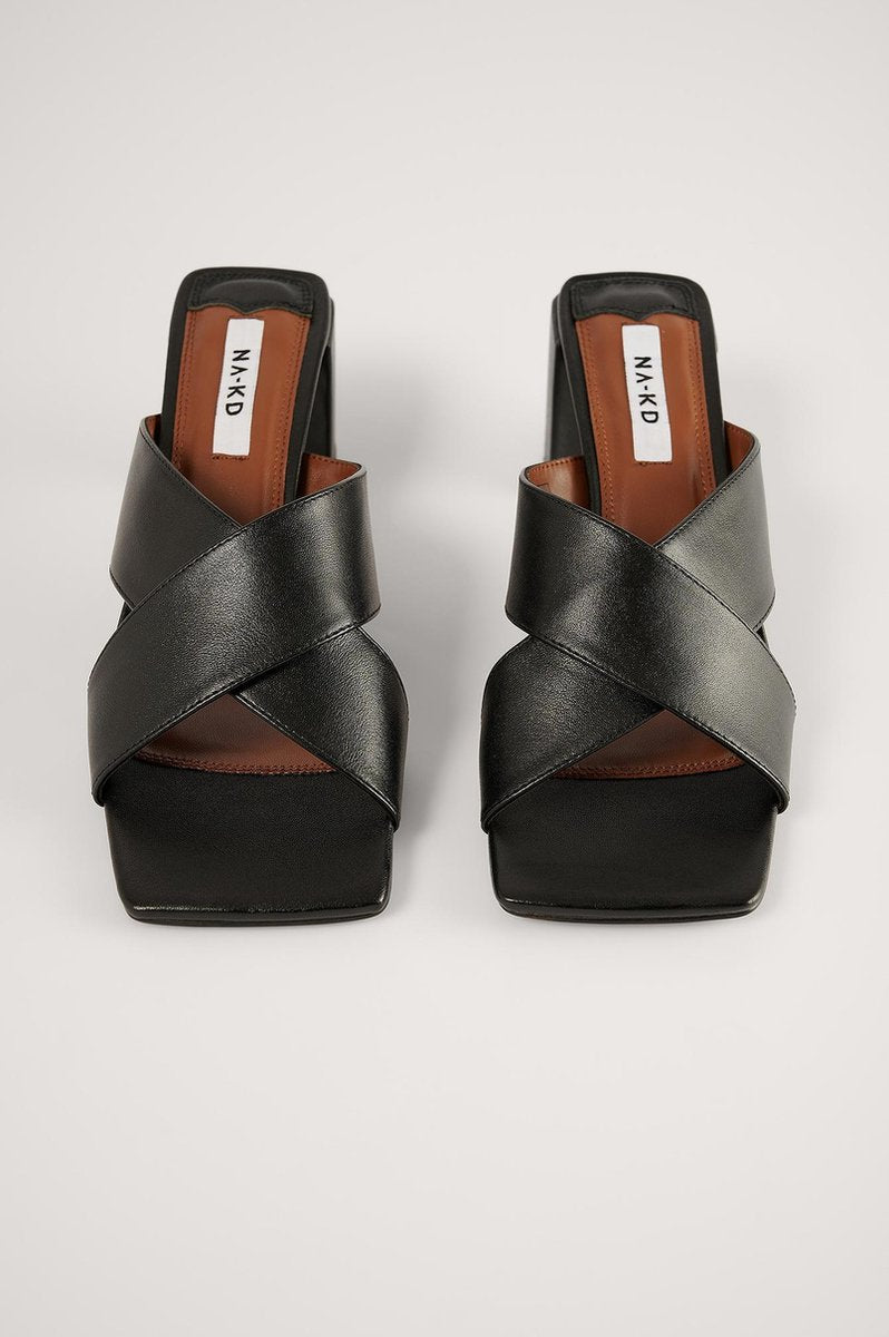 NA-KD Crossed Leather Vrouwen Muiltjes - Black - Maat 37