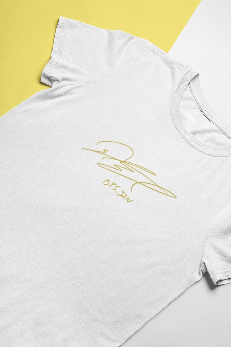 BTS Jin Signature T-Shirt for fans | Army Dynamite | Love Sign | Unisex Maat M Wit