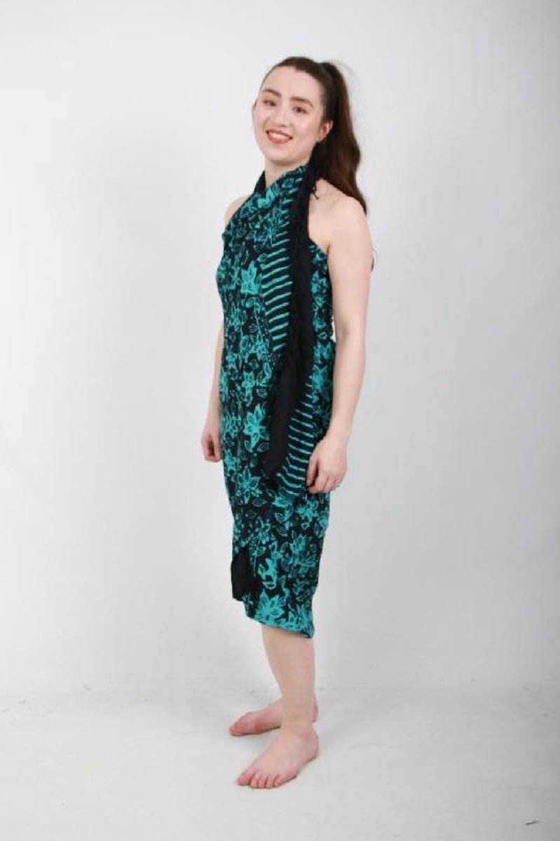 Sarong 171 - Pareo - Saunadoek – Wikkeljurk - Bloemen - Zwart&Blauw - Om Namaste