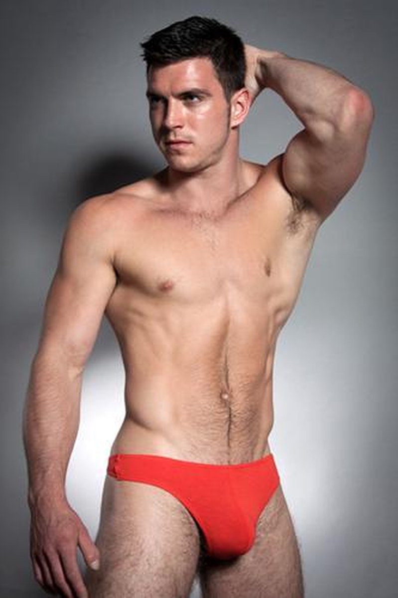 Basic String - Rood - XL