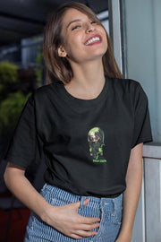 Billie Eilish Anime Chibi Kawaii T-Shirt / Airbrush Flames Blohsh / Fan art Merchandise / Popstar / Zwart Unisex Maat L