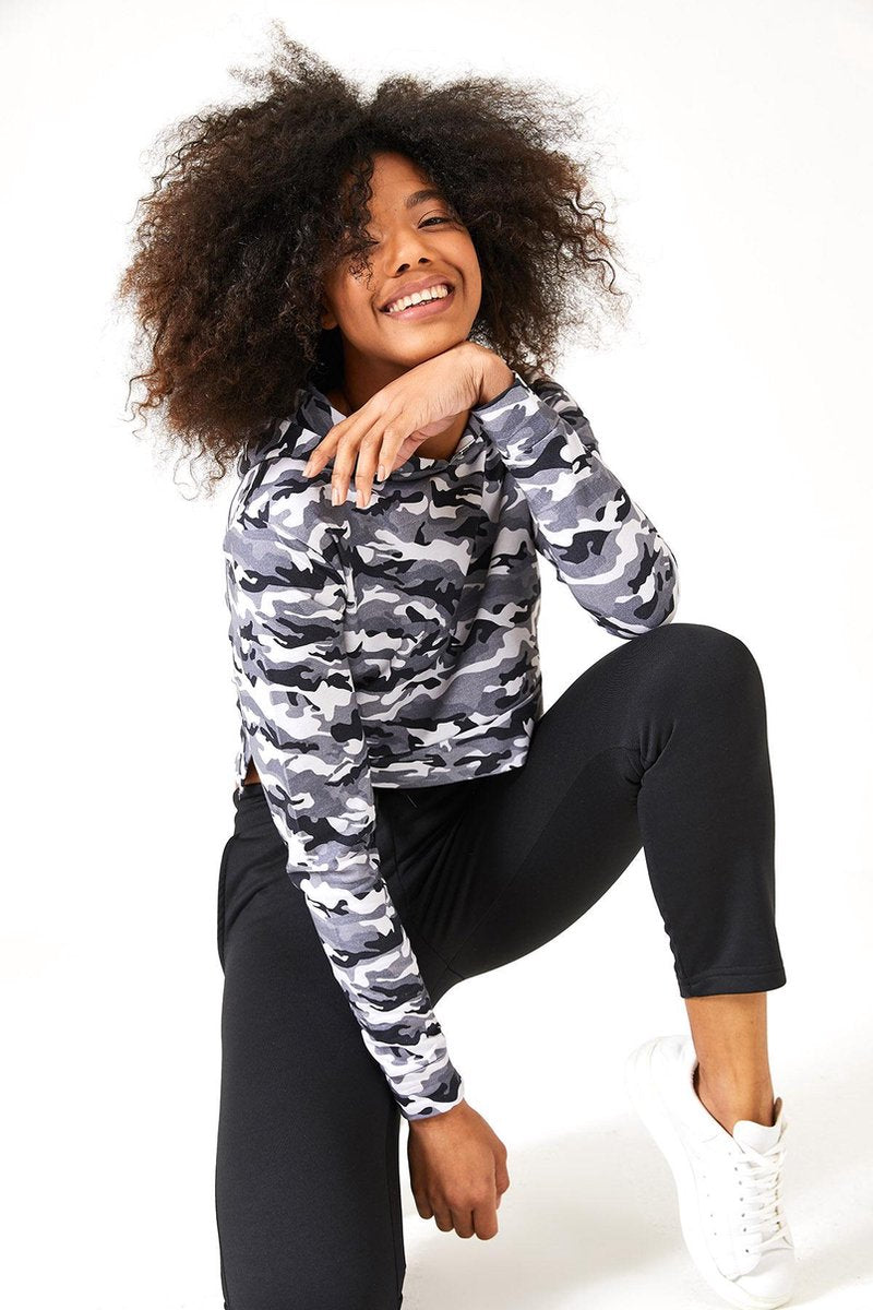 cúpla Women's Activewear Crop Hoodie Sportswear Streetwear Oversize Long Sleeve Sport top Unbrushed inside