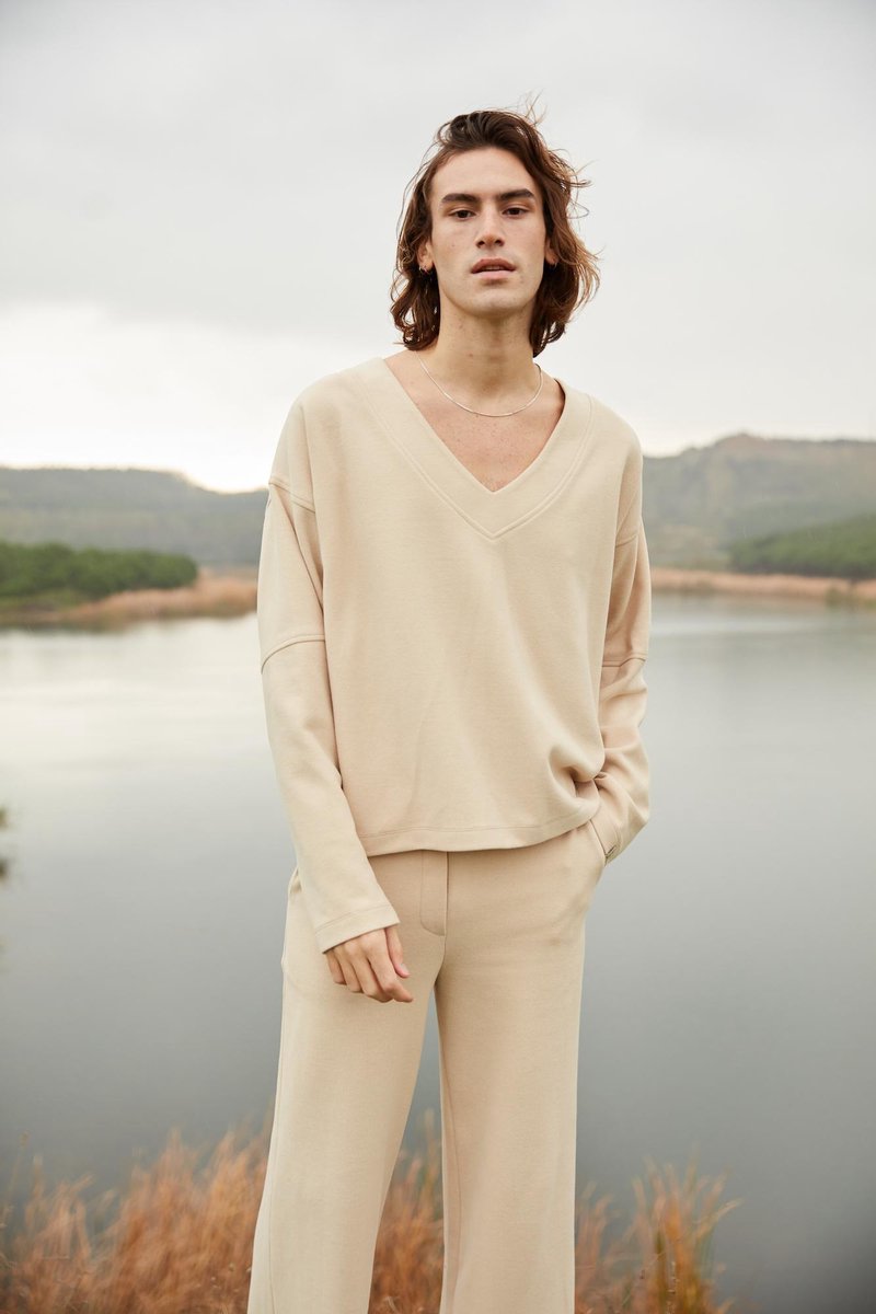 JORAH CLOSET ALE Unisex Trui - Truien Dames met Unieke Oversized Silhouet - Trui Heren met V Hals design - Sweater Dames met Lange Mouwen - Sweater Heren - Longsleeve Heren - Sweatshirt - Kleding Dames Volwassenen - Beige - S/M