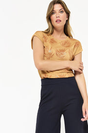 T-shirt met glanzende bladprint - Camel