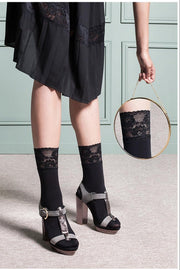Gabriella opaque pantysokken Nina 40DEN met kant en siliconen. Zwart. One size