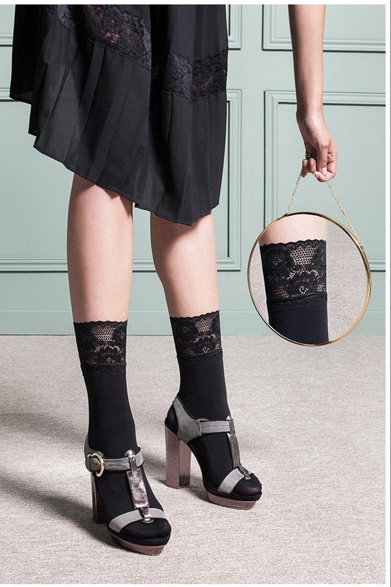 Gabriella opaque pantysokken Nina 40DEN met kant en siliconen. Zwart. One size