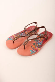 Havaianas slippers