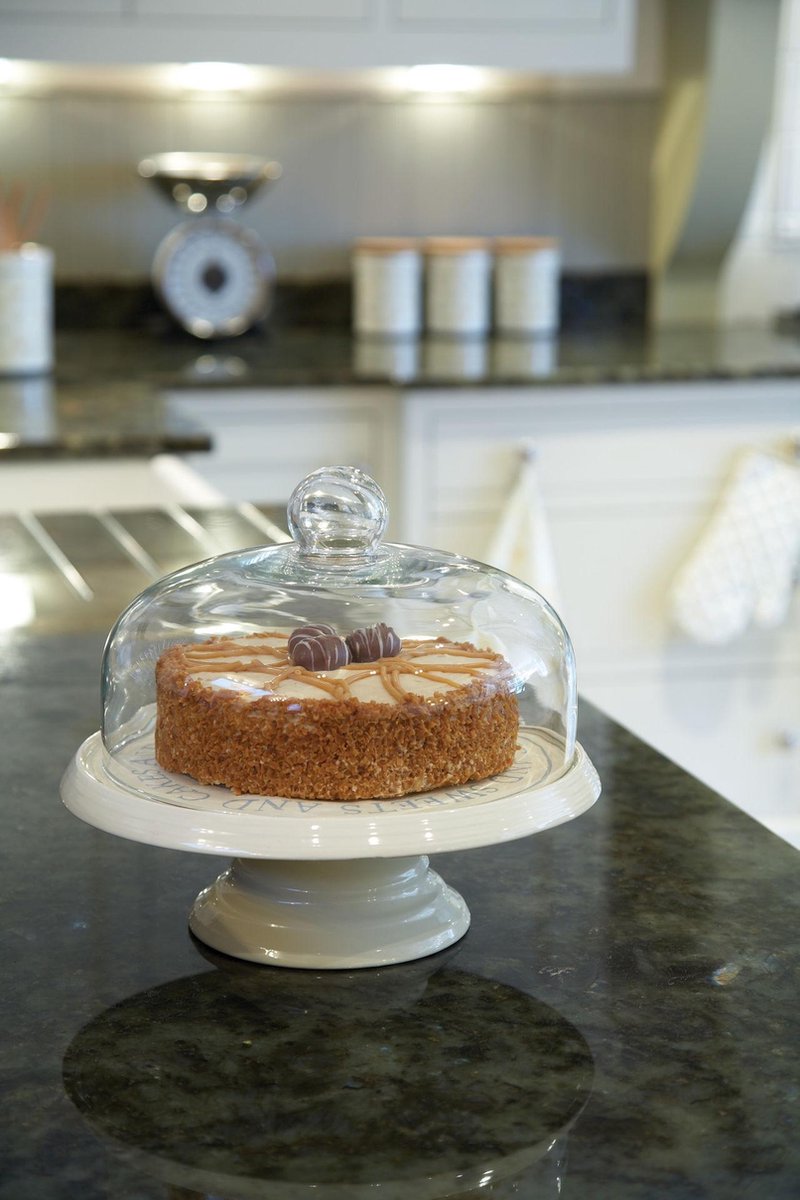 Classic Collection Keramische taartschotel met glazen stolp