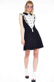 Jawbreaker Korte jurk -L- Button down with rose embroidered on ruffle Zwart