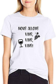 T-shirt wit met zwarte opdruk: "Nous Allons Vins Vins Vins"
