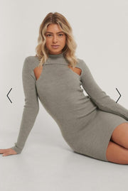 Isha x NA-KD cut out jurk - S