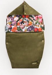 Ukje - Voetenzak Deluxe Maxi Cosi universeel - Comfortabel katoen - Groen bloemen