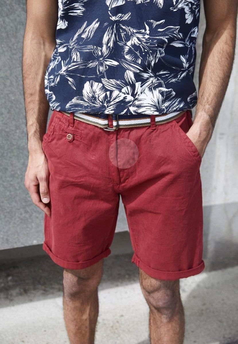 heren korte broek rood maat large (50)