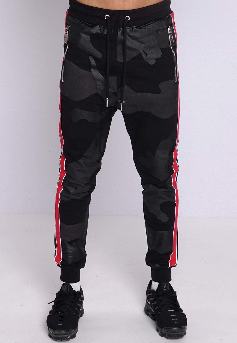 Conflict Trackpants Camo Black