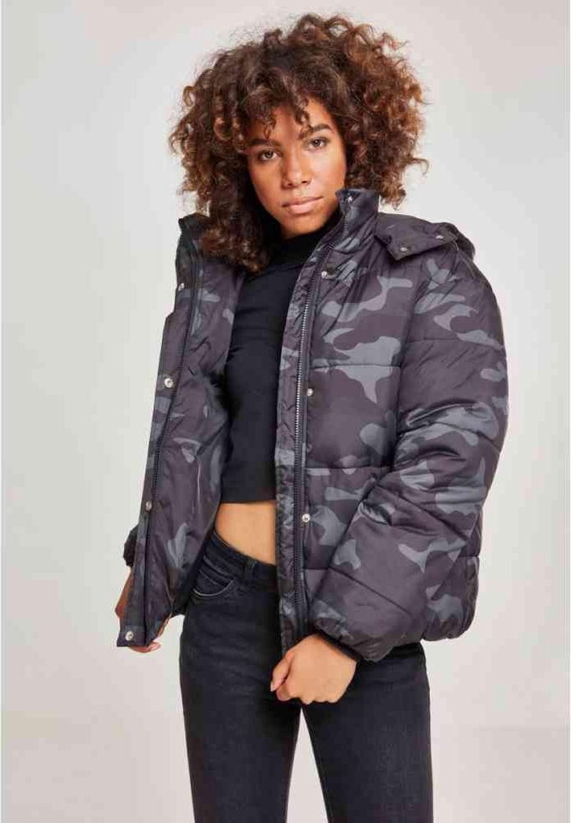 Urban Classics Gewatteerd jack -4XL- Boyfriend Camo Groen