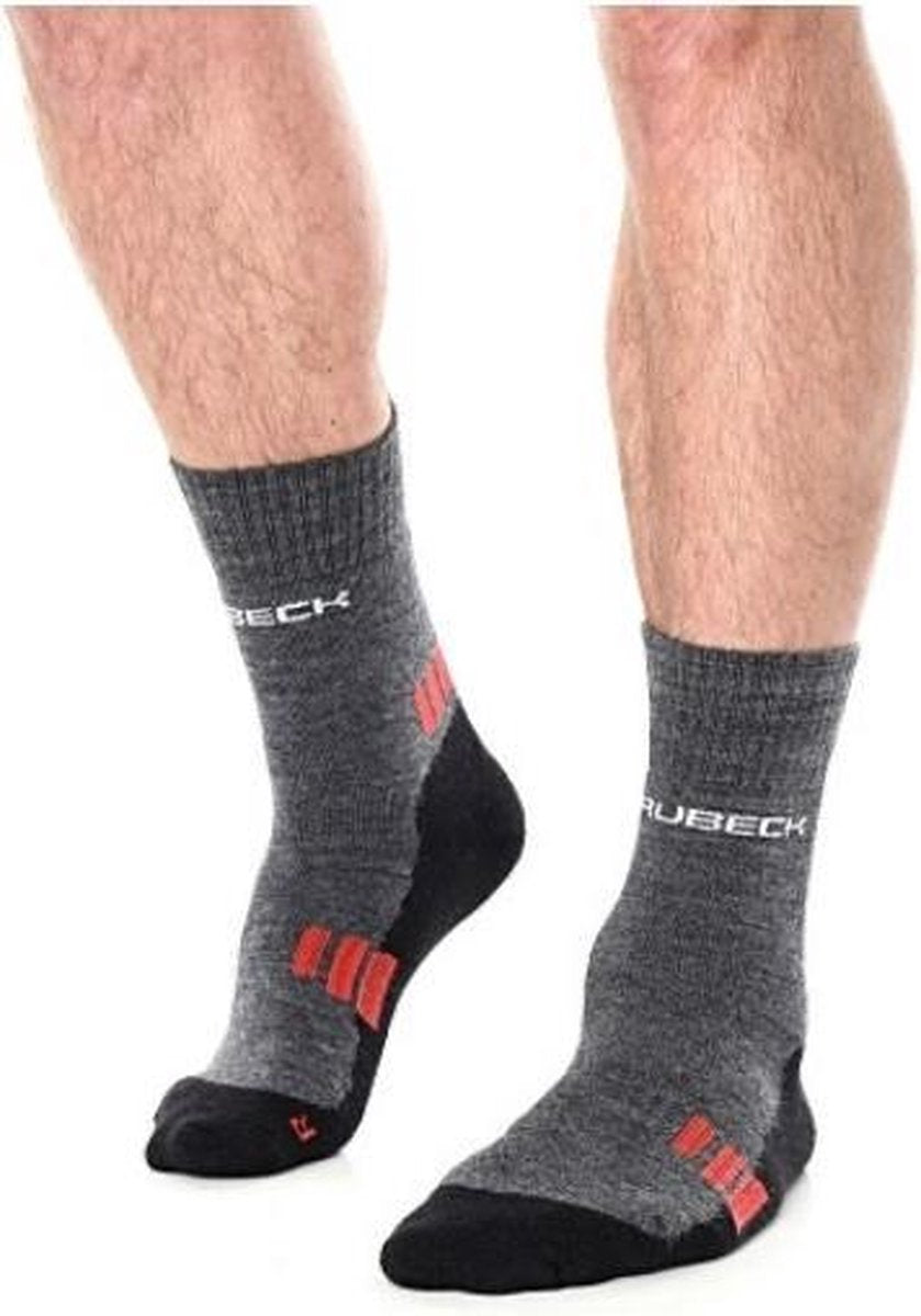 Brubeck Trekking Light - Wandelsokken met Merino Wol - Heren - Maat 45-47 - Grafiet/Rood