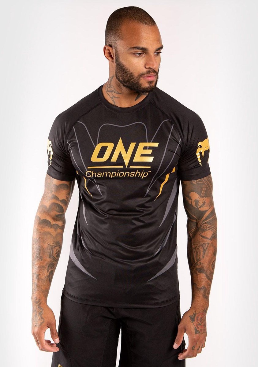 Venum X ONE FC Dry Tech T-shirt Zwart Goud maat M