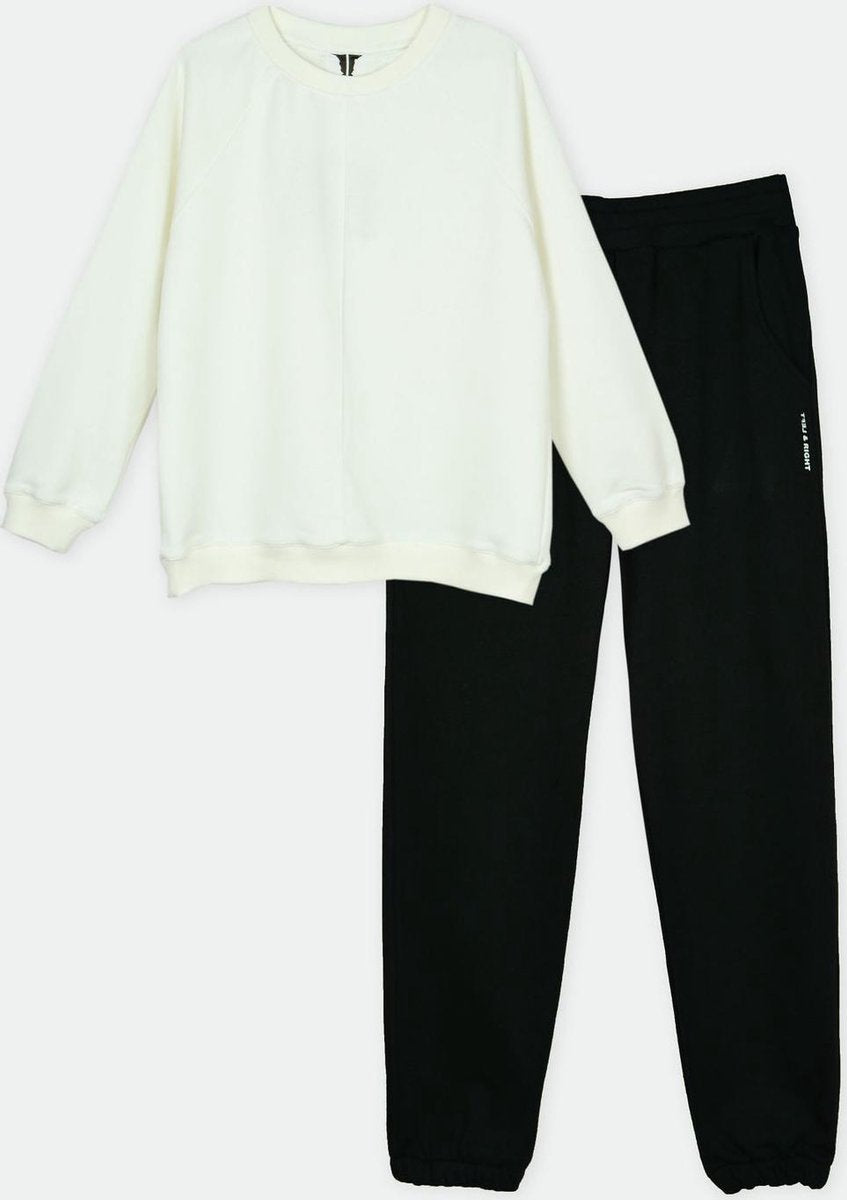 Loungewear Set/ Broek& Sweatshirt /L