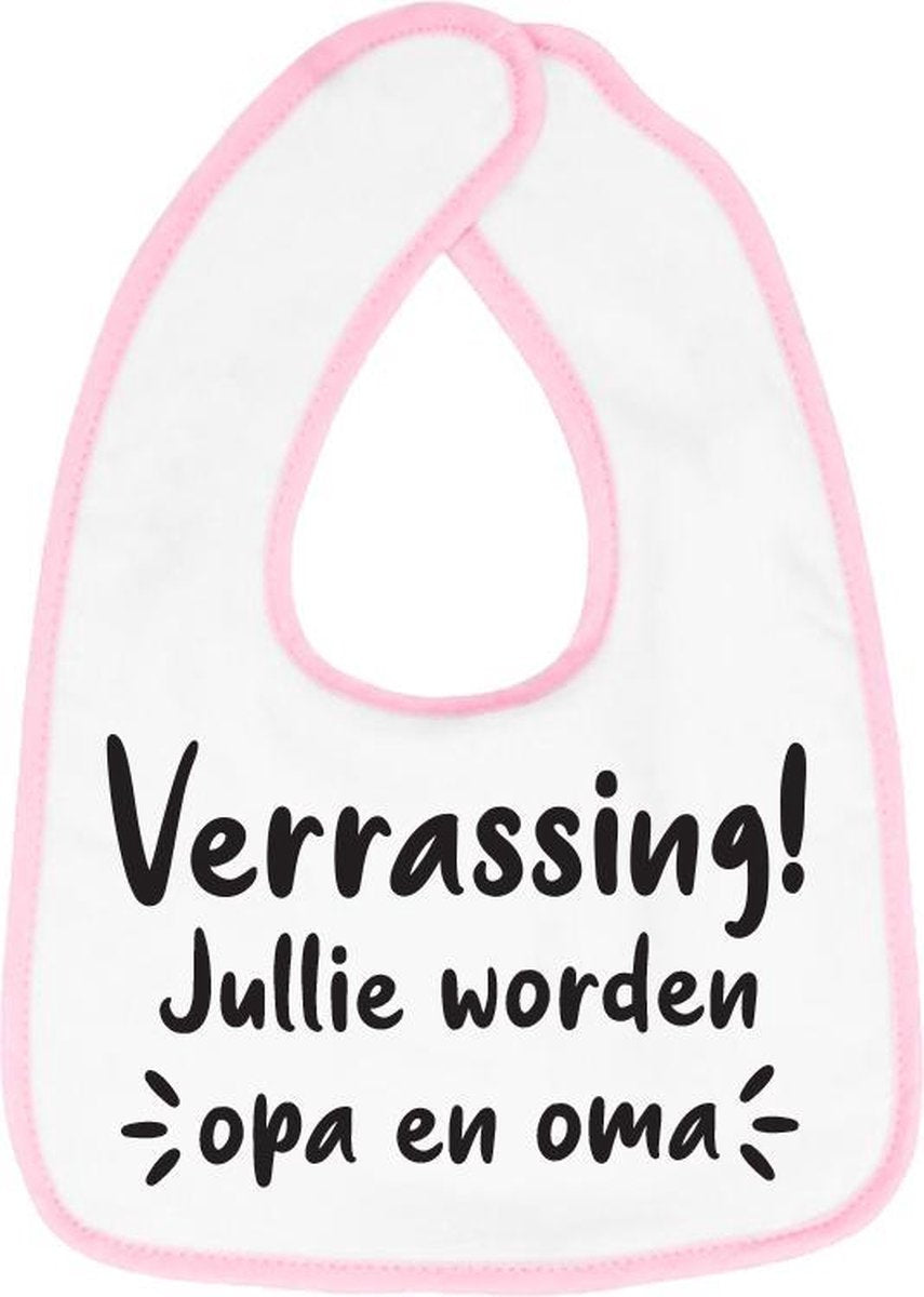 Hospitrix Slabbetje met tekst " Verrassing! Jullie worden opa en oma" Roze - Cadeau Zwangerschap - Baby Kwijldoek - Kwijllap - Morslap - Bavette