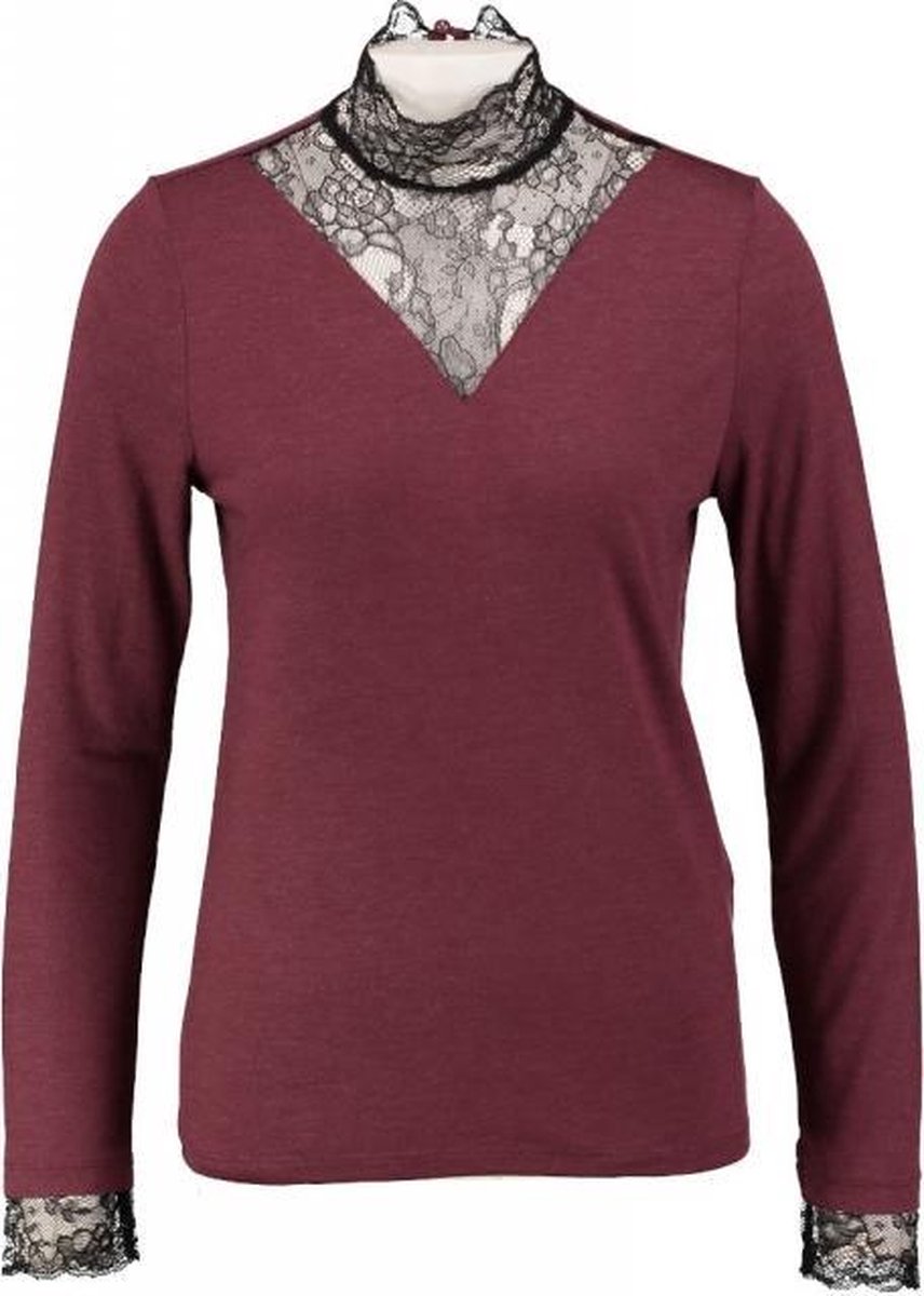 Only zachte rode longsleeve met kant - Maat S
