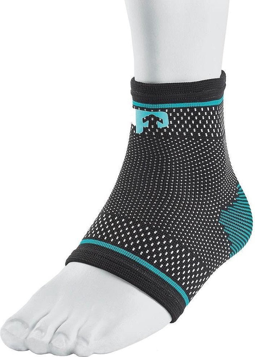 Ultimate Performance Compression Elastic Ankle Support zwart enkelsteun unisex (UP5155)